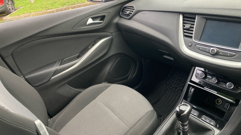 Vauxhall Grandland X 1.2 Turbo SE 5dr Petrol Hatchback